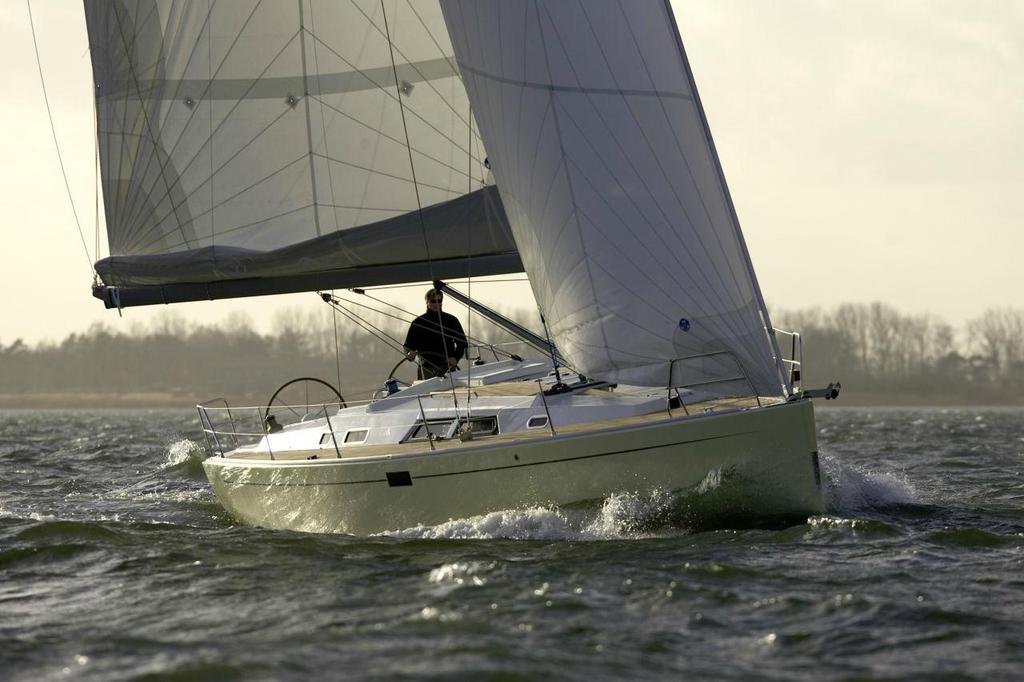 Cruiser boat rental in Athens, Greece