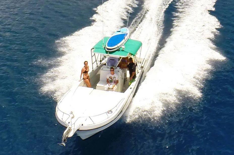 Boating is fun with a Center console in Tortola