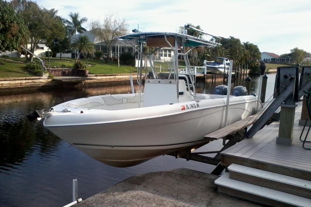 Center console boat for rent in Cape Coral