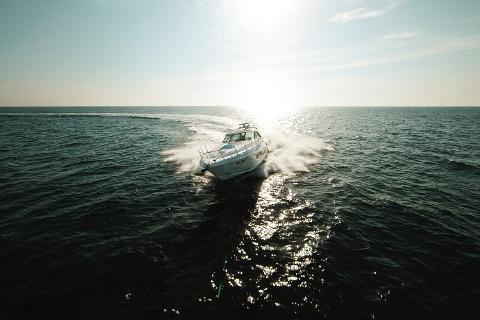 Boat rental in Miami, FL