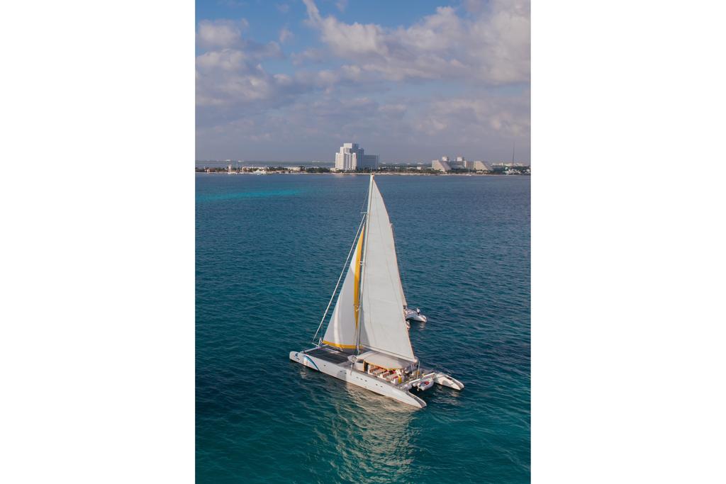 Up to 80 persons can enjoy a ride on this Catamaran boat