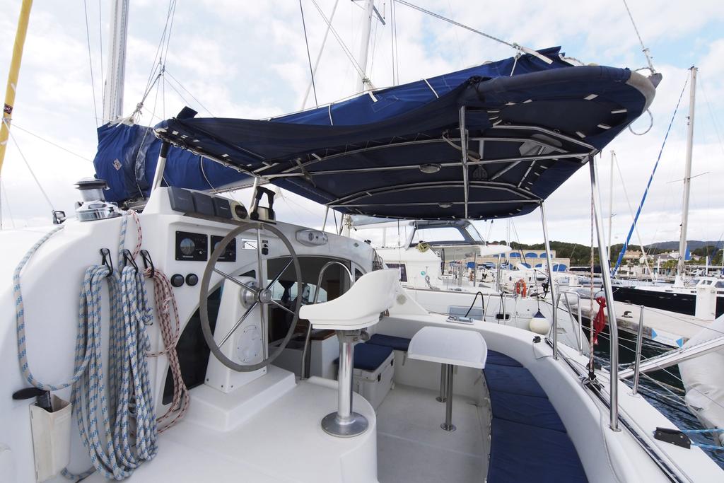 Lagoon boat for rent in Palma de Mallorca