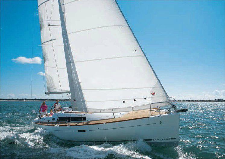 Beneteau boat for rent in Marseille