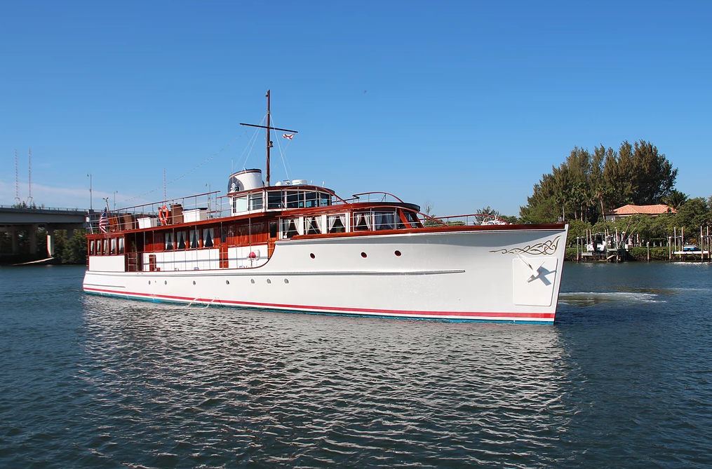 Custom's 90.0 feet in Jupiter
