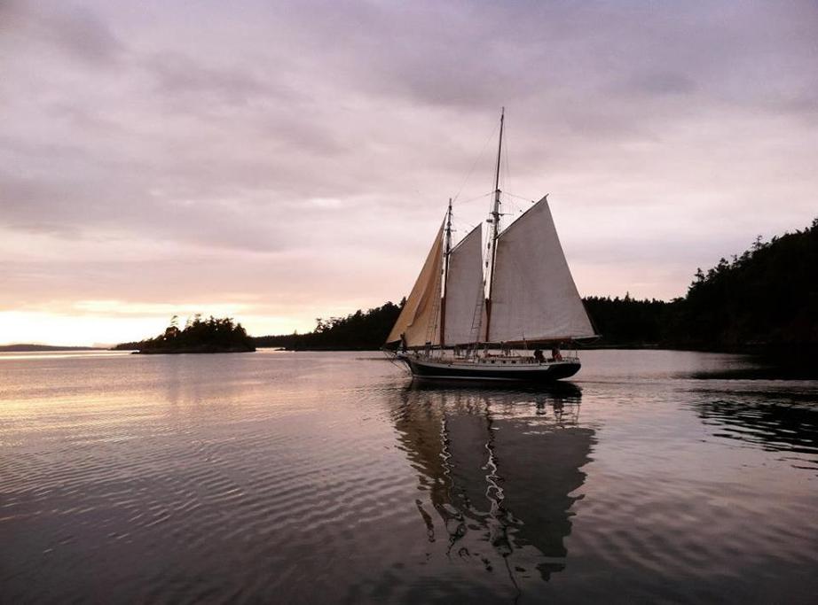 Schooner boat rental in Friday Harbor, WA