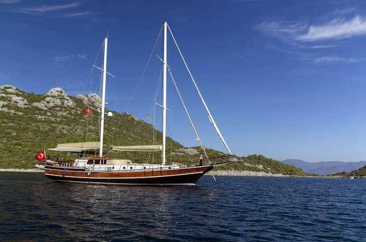 Discover Marmaris surroundings on this Custom Custom boat
