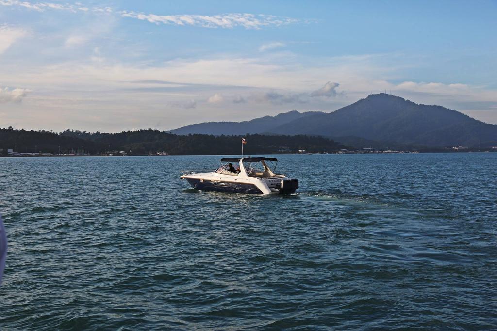 Boat for rent Custom 28.0 feet in Langkawi Marina, Malaysia
