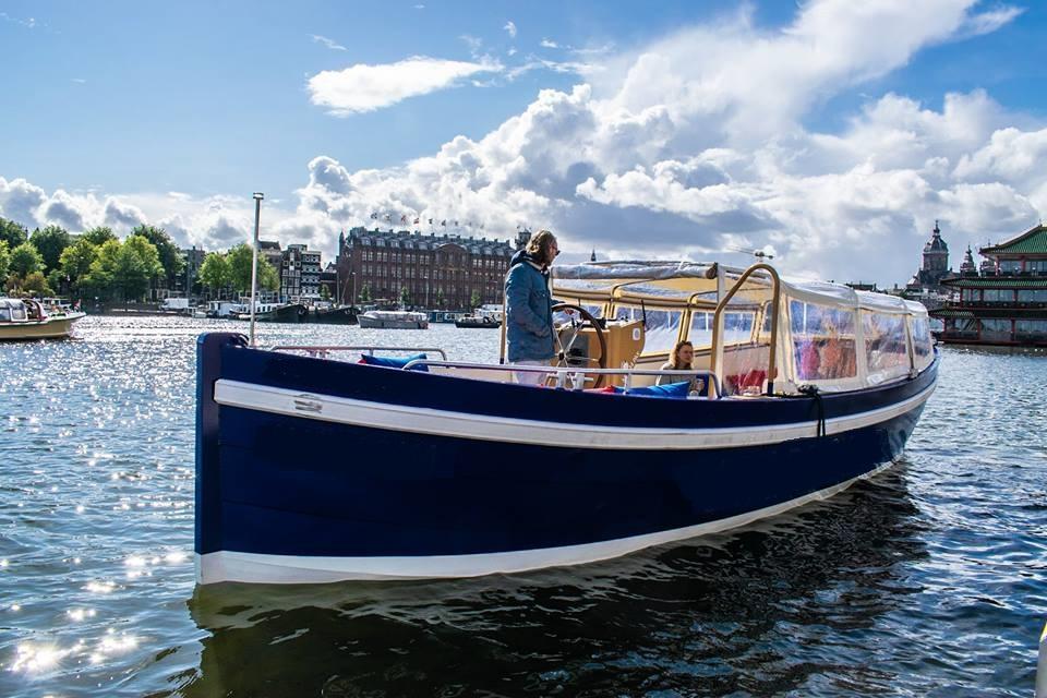 Center console boat rental in Amsterdam, Netherlands