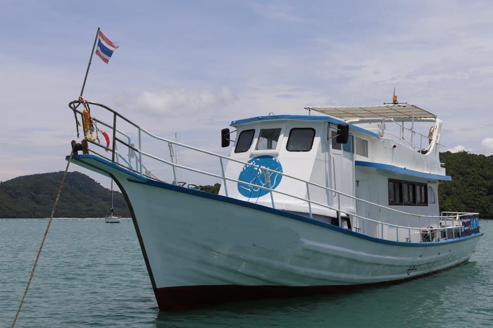 Boating is fun with a Trawler in Phuket