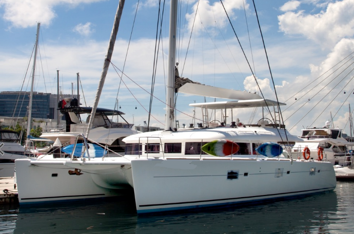 Lagoon boat for rent in Langkawi