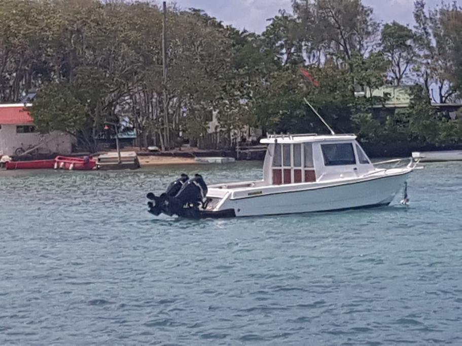 Boat for rent Custom 30.0 feet in Blue Bay, Mauritius