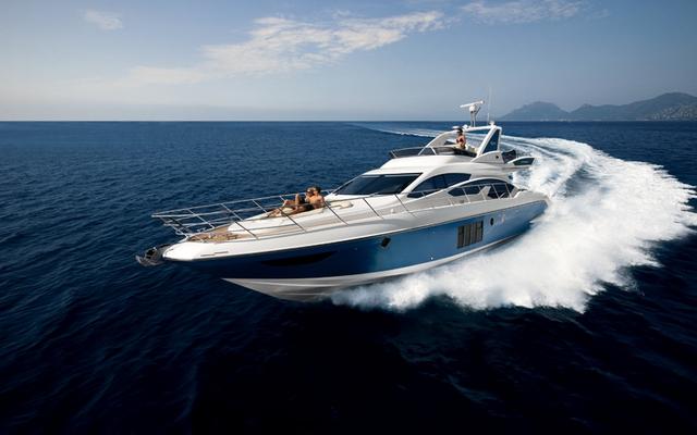 Azimut boat for rent in Miami Beach