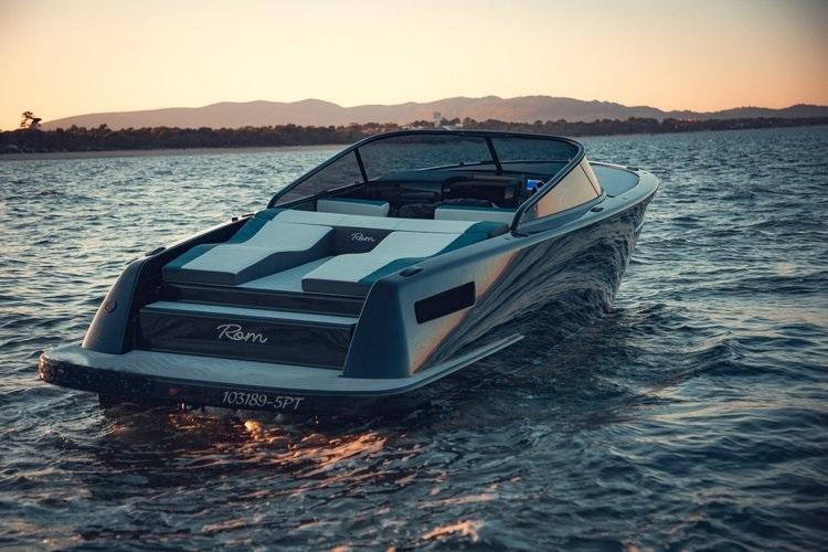 Boat rental in Lisboa, 