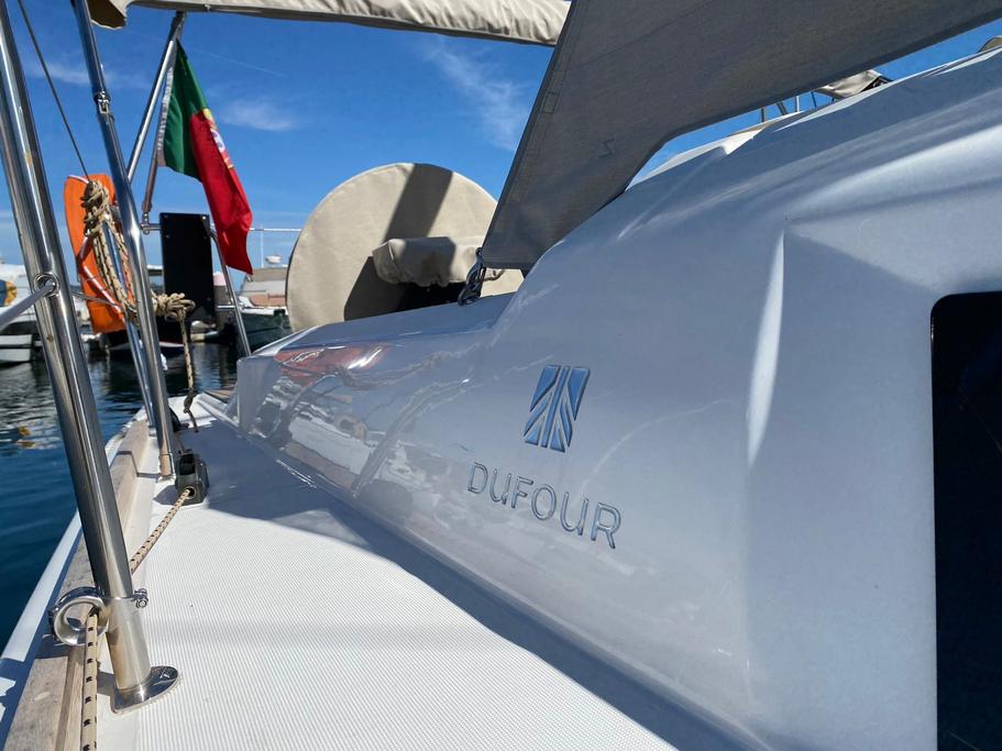 Dufour boat for rent in Troia