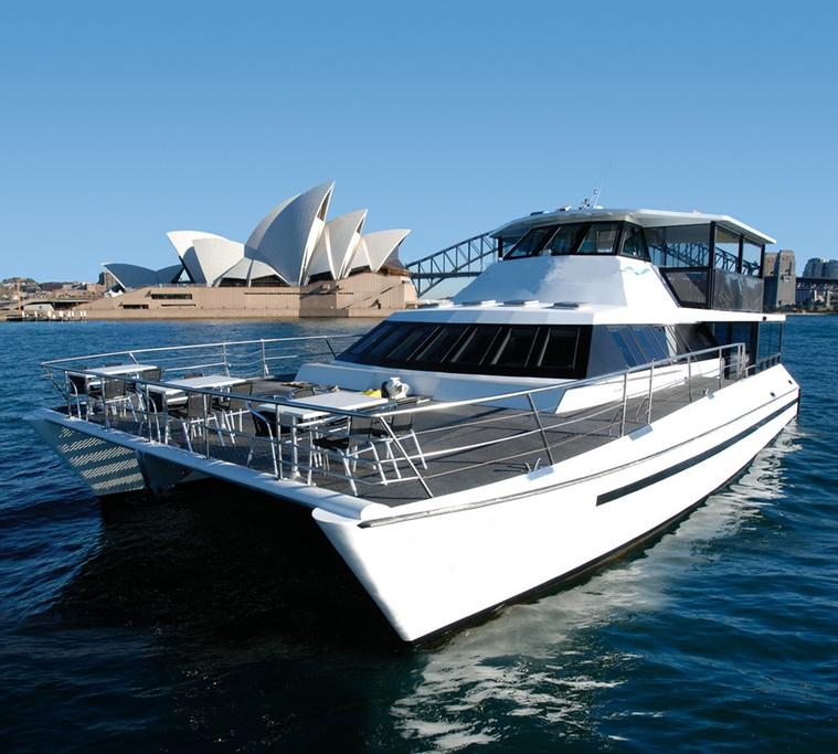 Catamaran boat for rent in Sydney Nsw 2000