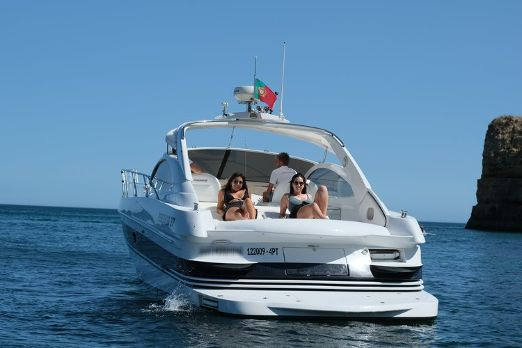 Motor boat boat for rent in Lagos