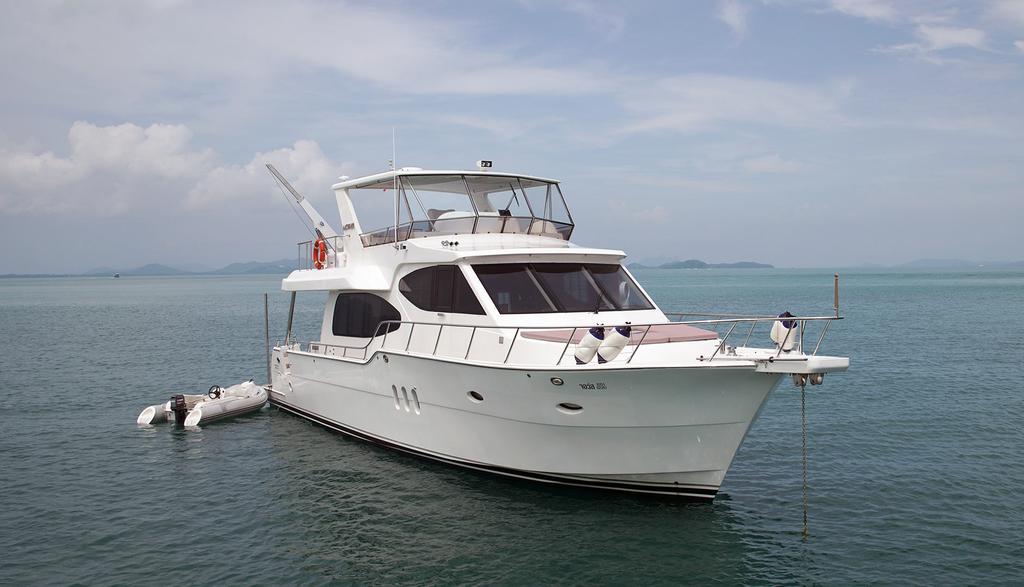 Pilothouse boat for rent in Phuket