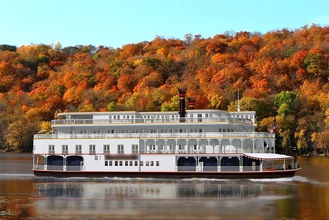 Up to 150 persons can enjoy a ride on this Cruiser boat