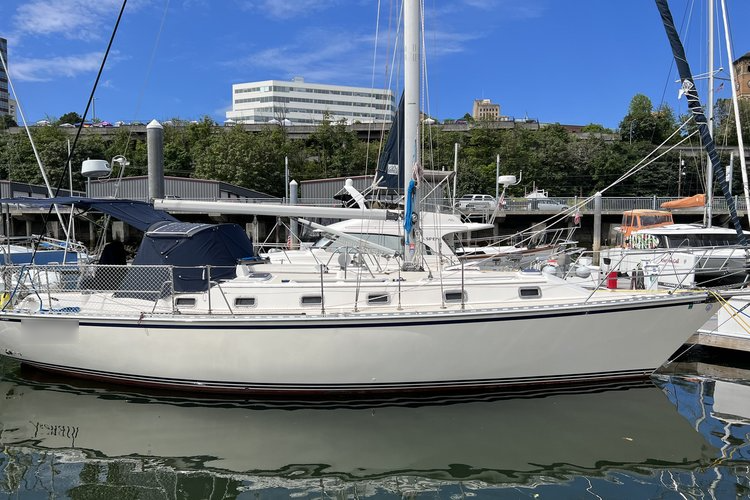 Monohull boat rental in Foss Harbor Marina, WA