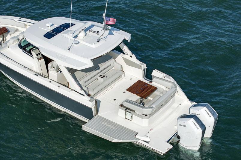 Up to 13 persons can enjoy a ride on this Motor yacht boat