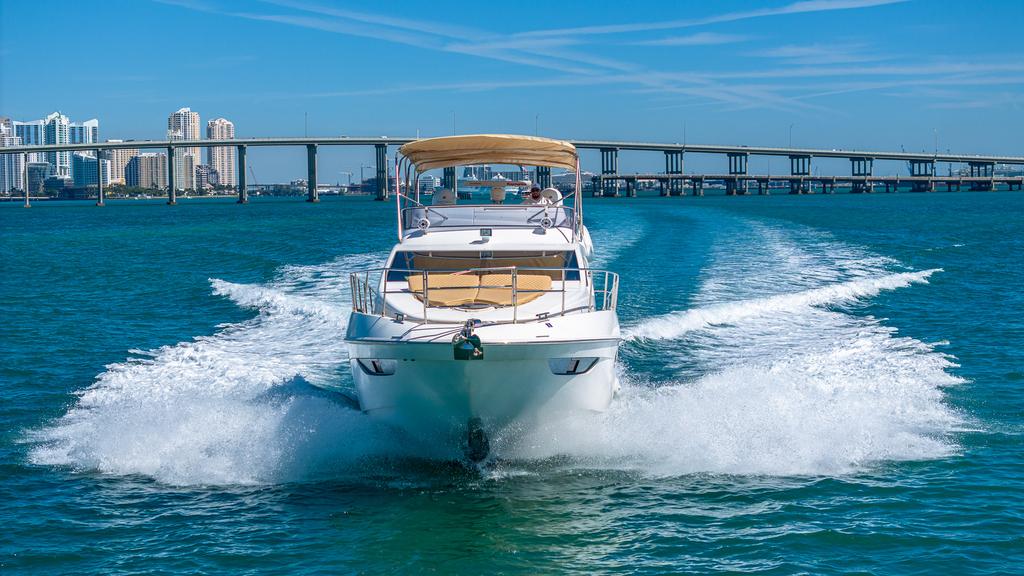Azimut's 53.0 feet in Miami Beach
