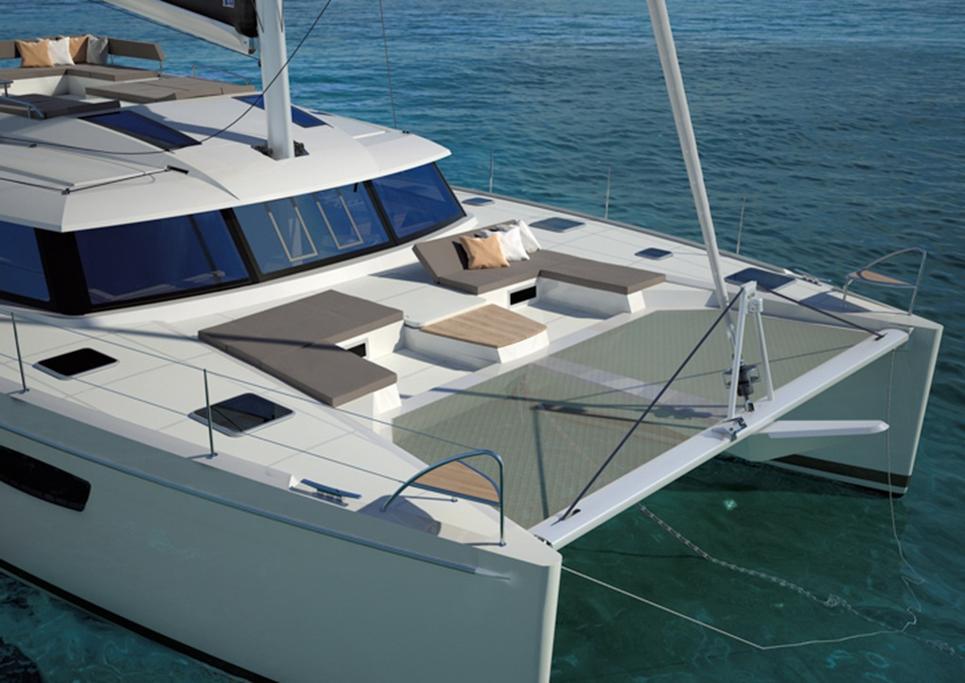 Discover Belize City surroundings on this Saba 50 Fountaine Pajot boat