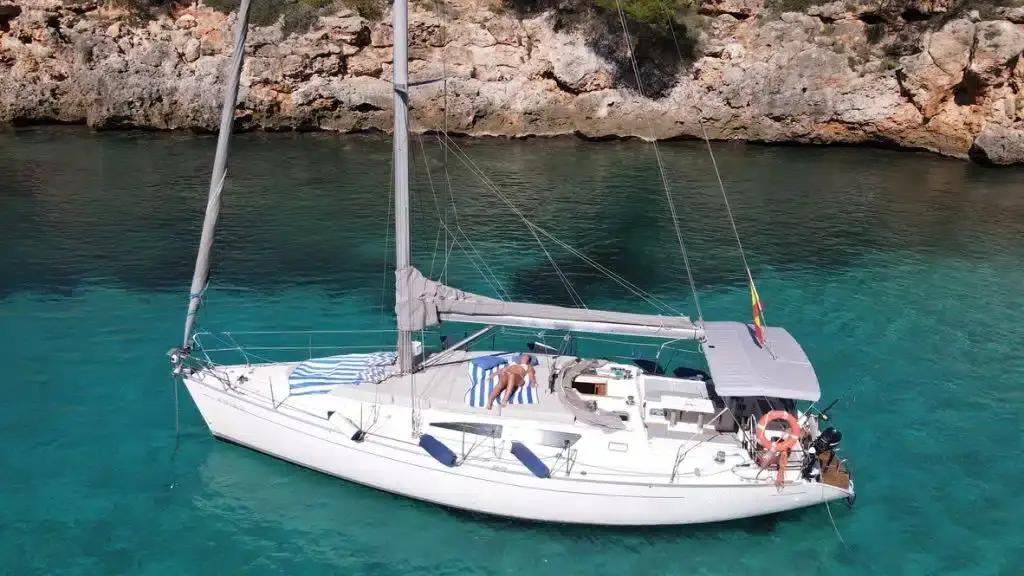 42.0 feet Sailboat in great shape