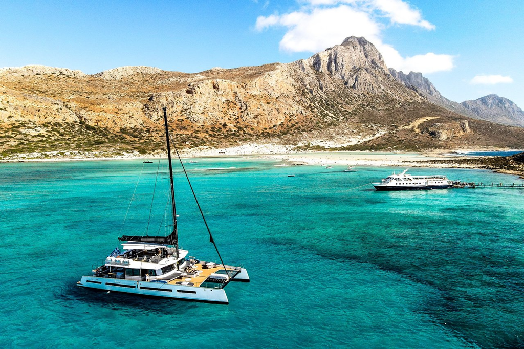 Boat rental in Kissamos, 