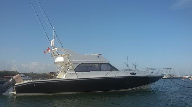 Custom's 39.0 feet in Bali