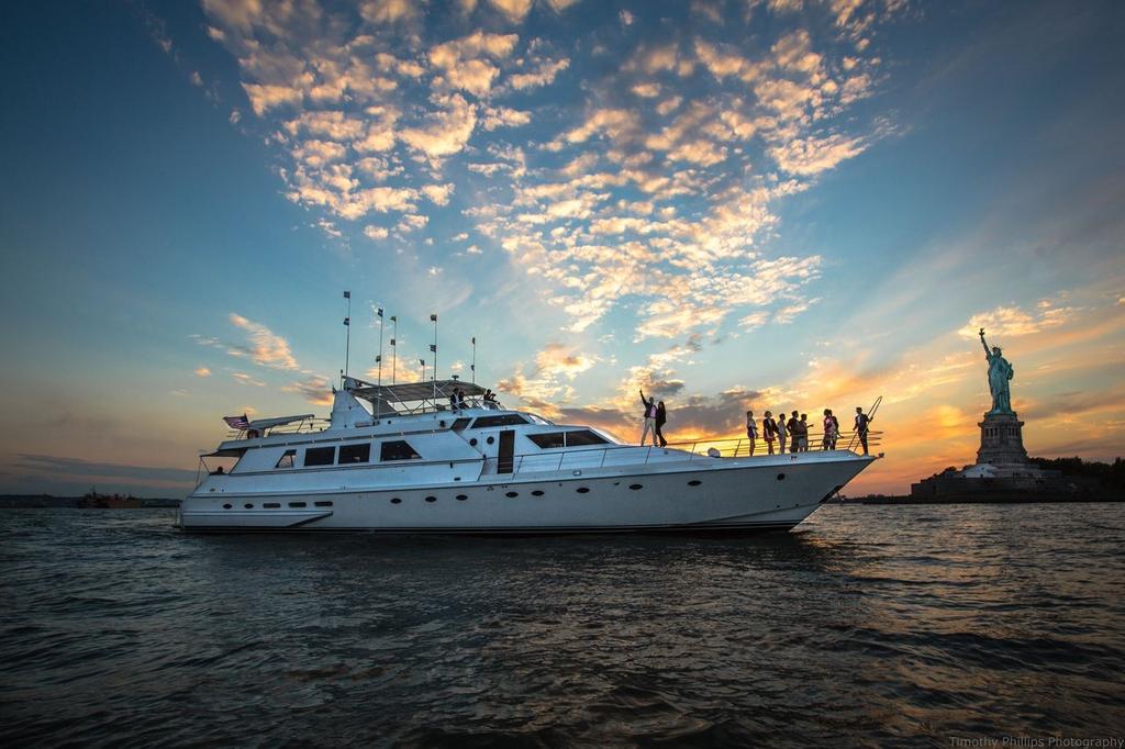 Boat rental in Jersey City, NJ