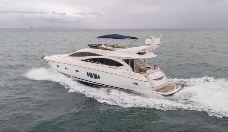 Boat rental in Miami, FL