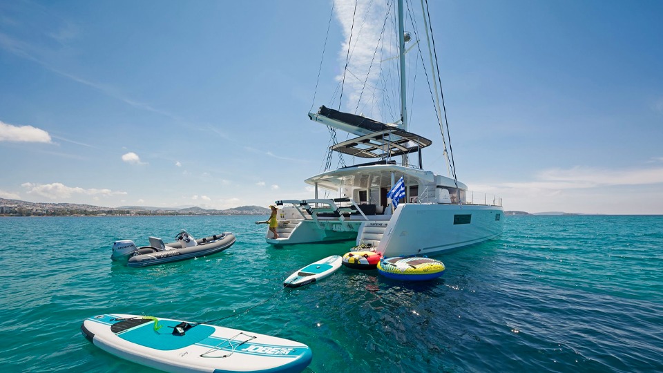 Lagoon's 51.0 feet in Alimos