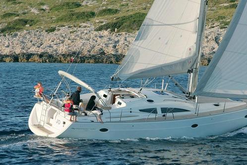 Explore Greece with this magnificent cruiser