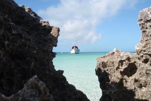 Adams Boats's 65.0 feet in Nassau