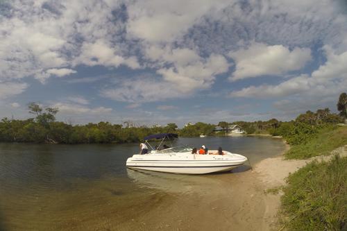 Boat rental in Dania, FL