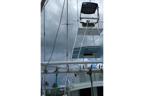 Custom Carolina Boat's 43.0 feet in Islamorada