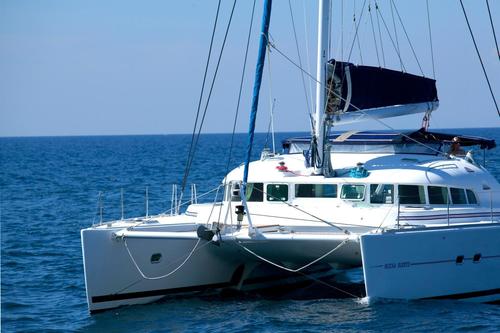 Discover Athens surroundings on this 470 Lagoon boat