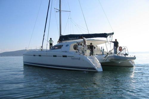 Up to 10 persons can enjoy a ride on this Catamaran boat