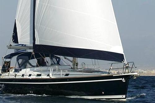 Explore the Med with this sailing yacht