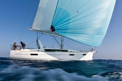 Sail in luxury with this gorgeous Oceanis 41