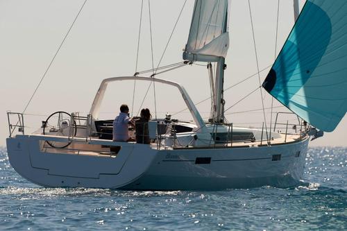 Sail and relax on this spacious Oceanis 45