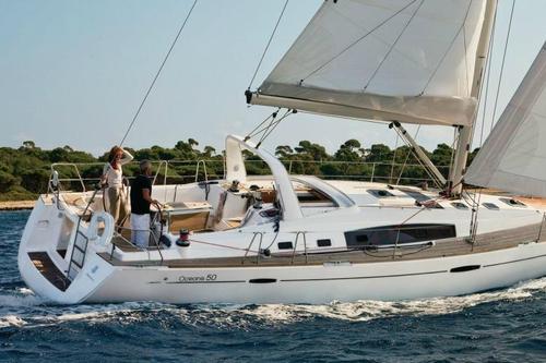 Discover Athens surroundings on this Oceanis 50 Beneteau boat