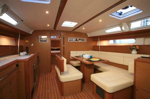 49.0 feet Jeanneau in great shape