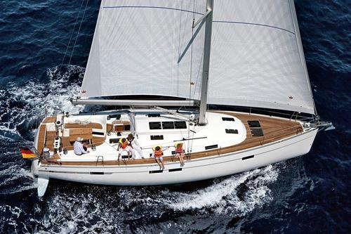 Discover Athens surroundings on this Cruiser 45 Bavaria boat