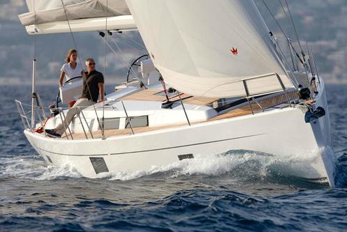 Charter this stunning cruiser and discover Greece