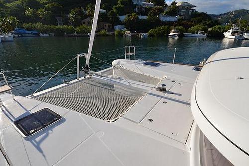 Up to 8 persons can enjoy a ride on this Lagoon boat