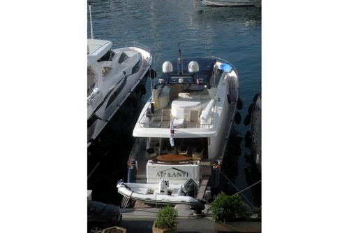 Up to 10 persons can enjoy a ride on this Motor yacht boat