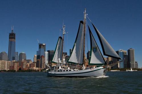 97' gaff-rigged ketch classic windjammer sailing!