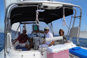 Up to 6 persons can enjoy a ride on this Classic boat