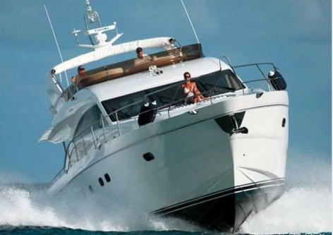Discover Tortola surroundings on this 67 Princess boat